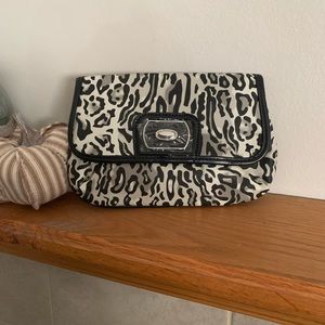 ⭐️NWT⭐️ Grace Adele grey/black animal print bag